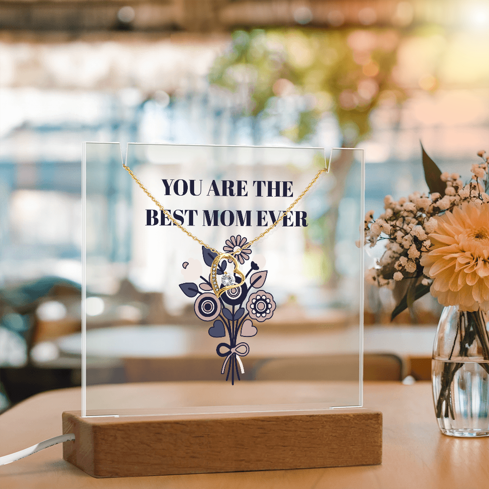 The "Best Mom Ever" Necklace